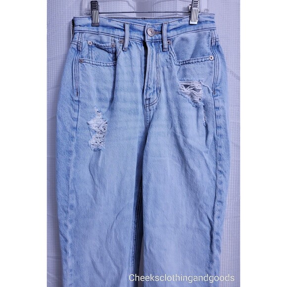 American Eagle Highest Rise 90s Boyfriend Crop Distressed Jeans size 00 Regular - Picture 2 of 7